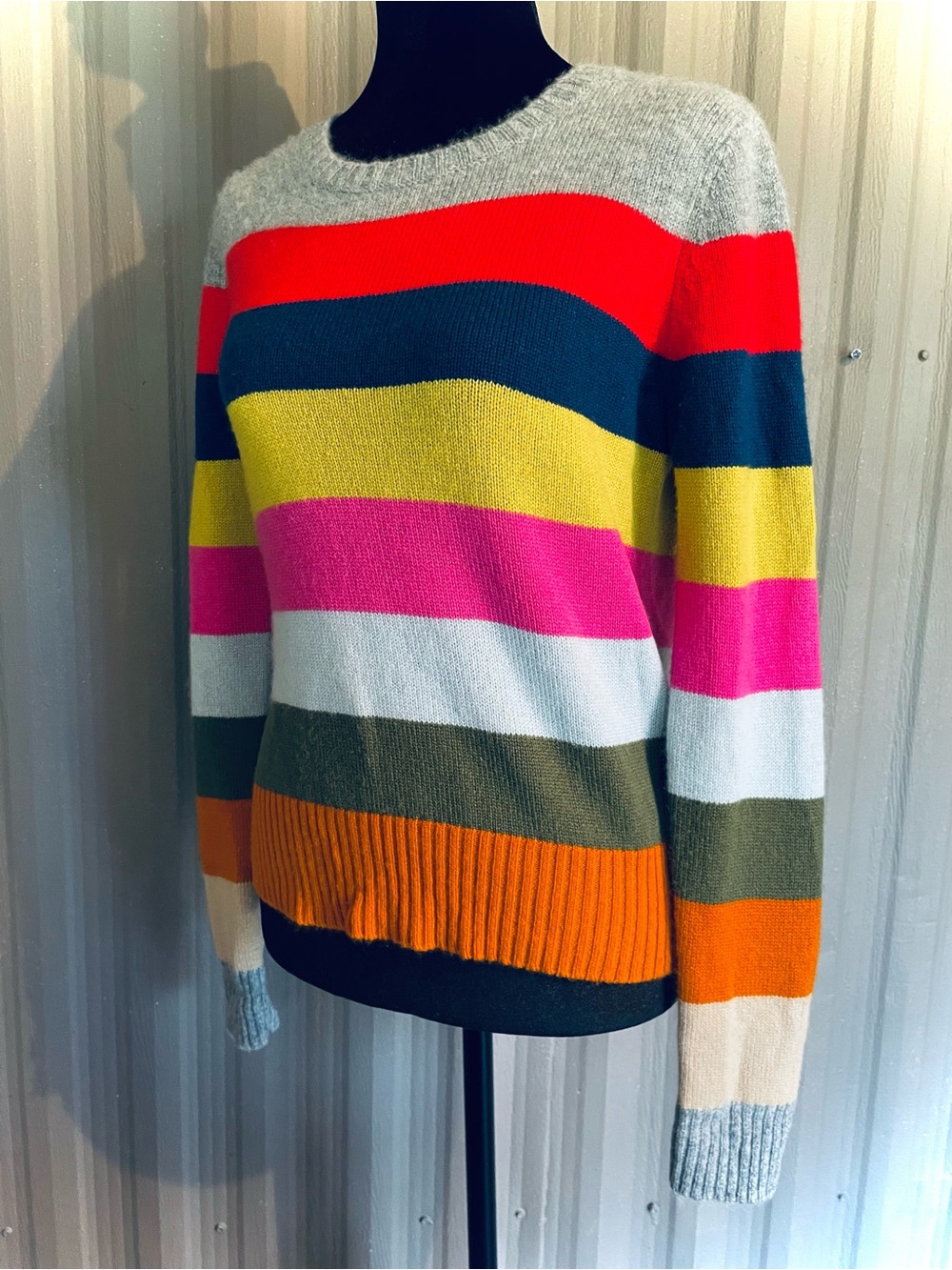 Allude Womens 100% Cashmere Pullover Sweater Colorful Bold Striped SOFT! sz M - Picture 4 of 11
